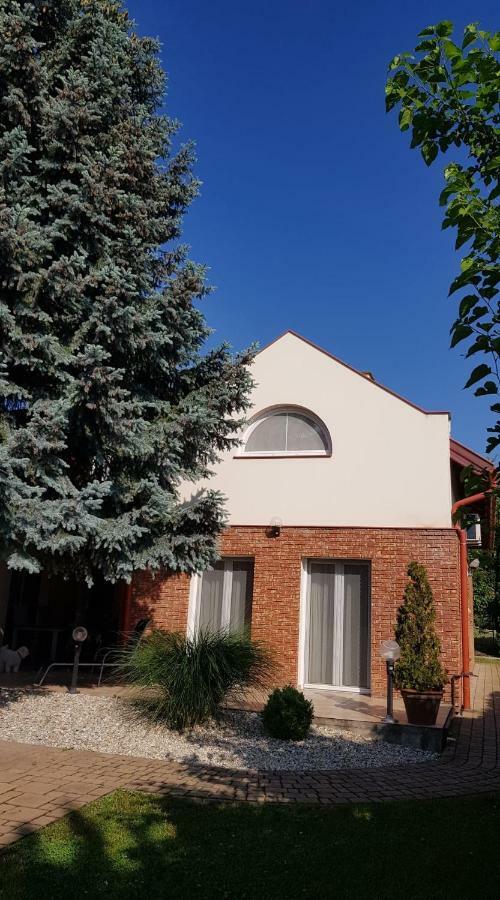 Mimi Apartman Balatonalmádi Dış mekan fotoğraf